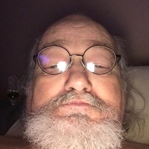 Meet your Posher, Larry